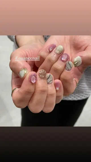 ネイル 淡色ネイル 🎀moeのネイルデザイン