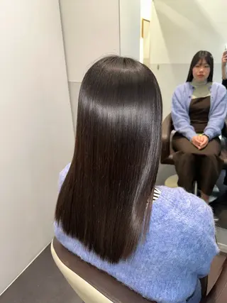 セミロング 美髪特化✨ 伊織✨縮毛矯正✨のヘアスタイル