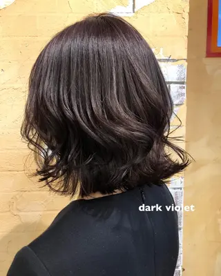 ミディアム カラー ツキノキ ミナのヘアスタイル