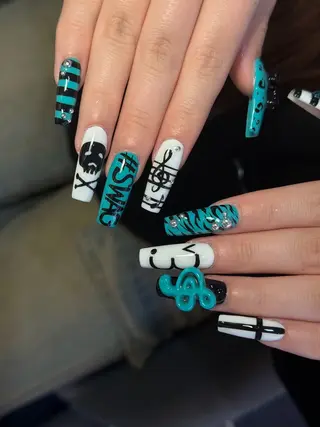 ネイル CoMo Nailのネイルデザイン
