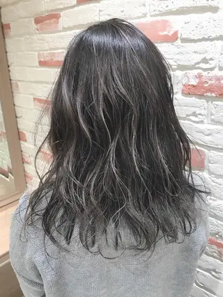 セミロング 新宿 木下拓哉のヘアスタイル