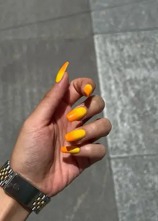 ネイル 高木 維麗絲のネイルデザイン