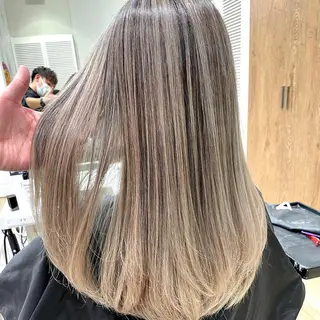 セミロング カラー タナカ タクヤのヘアスタイル
