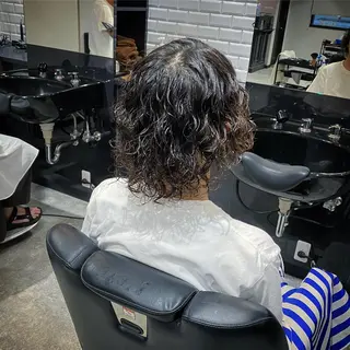 ショート パーマ メンズ 前田賢生 ご新規様はNGのヘアスタイル