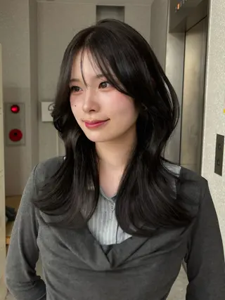 セミロング カラー ヘアアレンジ 艶カラー¦モテヘア¦ まなみ🎀💞のヘアスタイル
