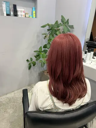 セミロング 南桑 由芽のヘアスタイル