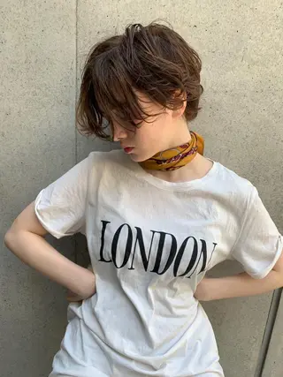 ショート 顔周りの垢抜けヘア 立山愛梨のヘアスタイル