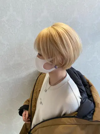 ショート カラー デザインカラー✨新倉 佑奈のヘアスタイル