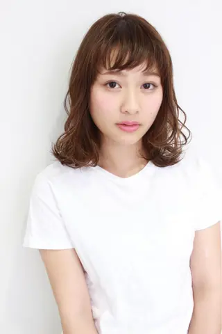 ミディアム カラー パーマ 透明感・艶カラー/ 坂田友梨奈のヘアスタイル