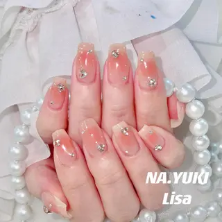 ネイル 🦋 Queenieのネイルデザイン