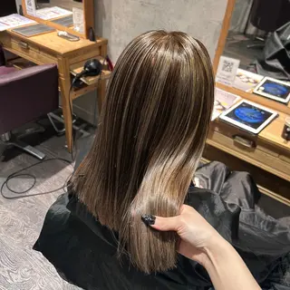 ミディアム カラー ブリーチ/エクステ/ 新宿/アリルのヘアスタイル