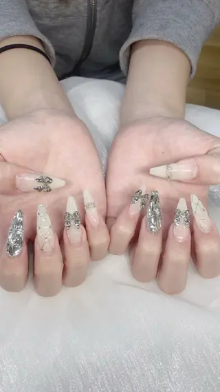 ネイル Rei _Nail 新宿のネイルデザイン