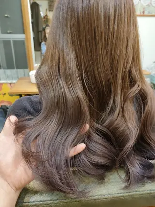セミロング カラー ヘアアレンジ HempBeauty 浅野アサミのヘアスタイル