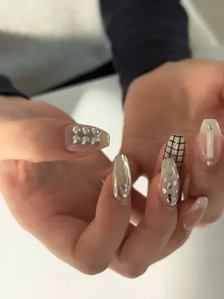 ネイル Lauum ラウームのネイルデザイン