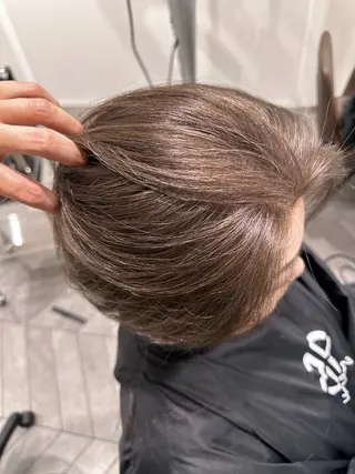 ショート 寺山 佳貴のヘアスタイル