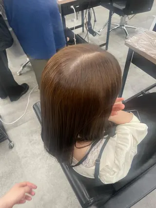 セミロング カラー 🍑暖色／レイヤー／ 真希🎀のヘアスタイル