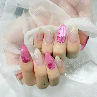 ネイル MoON...❤︎ MeGuのネイルデザイン