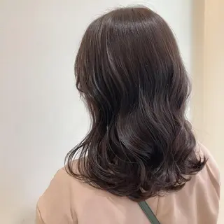 ミディアム カラー 🕊mtm🫧梅田/ 定額制/透明感/艶髪のヘアスタイル