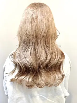 セミロング カラー ブリーチ毛対応酸性 ストレート🌈サキのヘアスタイル