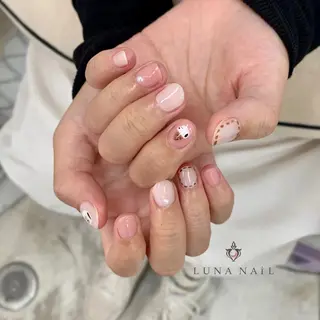 ネイル アトリエ　ミモザ所属・いまむら あかりのネイルデザイン