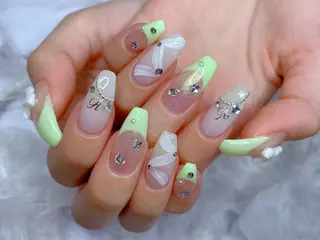 ネイル Le'a シズカのネイルデザイン