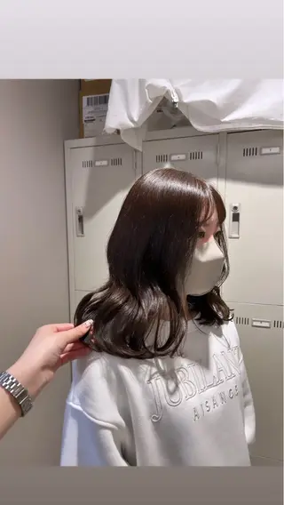 カラー 透明感ベージュ🤎 ナチュラルレイヤーのヘアスタイル