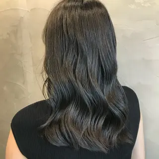 ロング 河部 真子のヘアスタイル