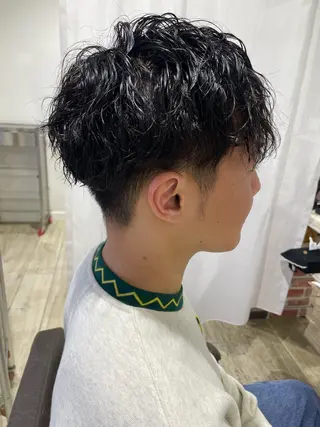 パーマ メンズ 兼松 美香のヘアスタイル