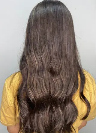 ロング カラー ヘアアレンジ 川上 麻梨阿のヘアスタイル