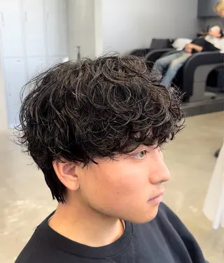 パーマ メンズ 松田 優斗のヘアスタイル