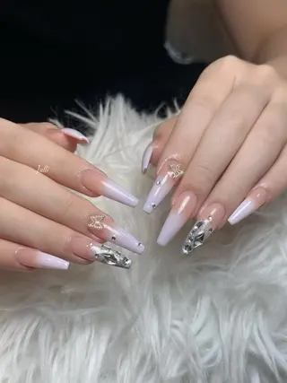 ネイル Julli NailStudioのネイルデザイン
