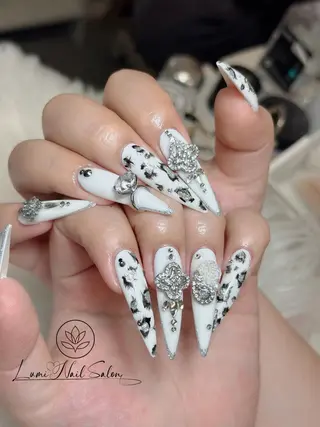 ネイル Lumi Shinokuboのネイルデザイン