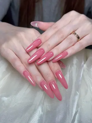 ネイル FuFu.Nail 2️⃣番のネイルデザイン