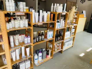 髪質改善カラーズ カフェプラスのヘアスタイル