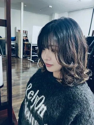ミディアム メンズパーマ& ハイトーン特化谷村のヘアスタイル