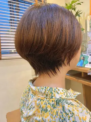 ショート La shic所属・荒木洋一/髪質改善/ 酸性ストレートのヘアスタイル