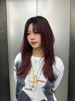 ロング AISA viewNAGOYAのヘアスタイル