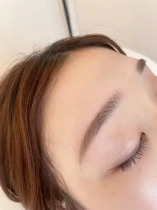 アイブロウ アイブロウサロンiBROW.　川口店(眉毛専門店)所属・吉田 歩海の眉毛・アイブロウイメージ