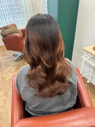 パーマ 見奈美 凜のヘアスタイル