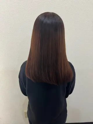 ミディアム カラー 岡野 香那のヘアスタイル