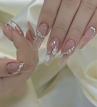ネイル Flower nailのネイルデザイン