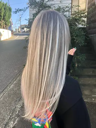 カラー ダブルスキルエクステ /羽エクステ白石宇由のヘアスタイル