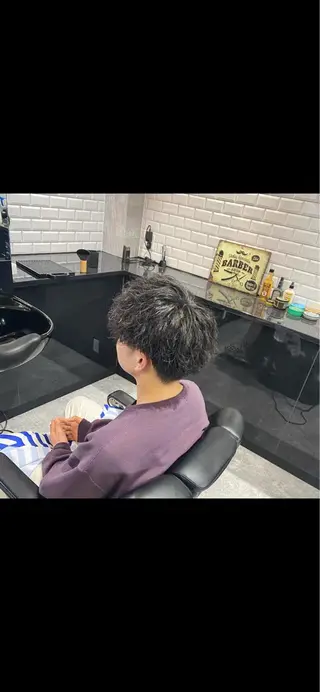 ミディアム パーマ メンズ 前田賢生 ご新規様はNGのヘアスタイル