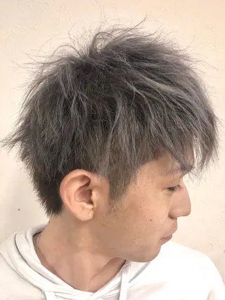 カラー メンズ ダブルスキルエクステ /羽エクステ白石宇由のヘアスタイル