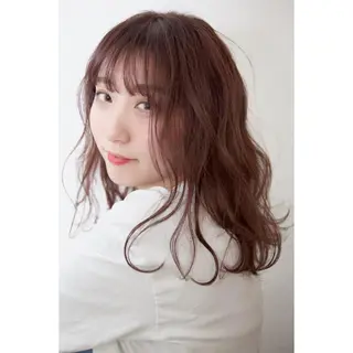 セミロング カラー fio マナミのヘアスタイル
