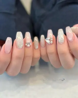 ネイル énu natsukiのネイルデザイン