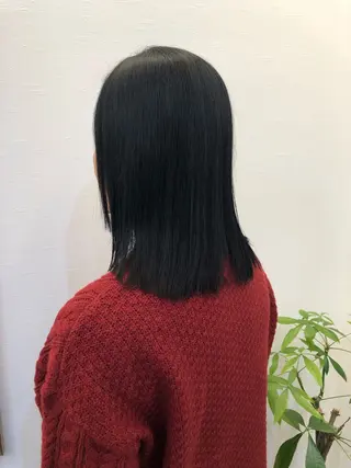 セミロング ツノガイ エリのヘアスタイル