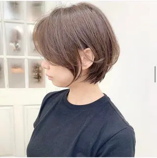 ショート 伊藤 莉奈　韓国ヘアのヘアスタイル