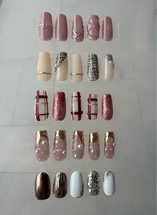 ネイル Color . Iwanoのネイルデザイン