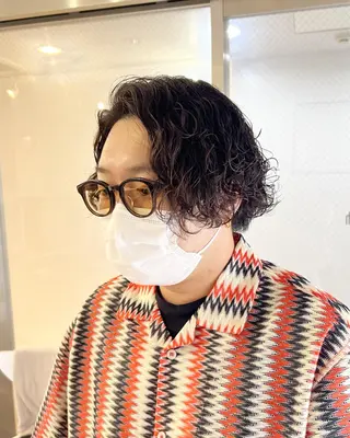 カラー パーマ ヘアアレンジ メンズ キッズ ネイル マツエク・マツパ アイブロウ ショートヘア原宿 fifth コシのヘアスタイル